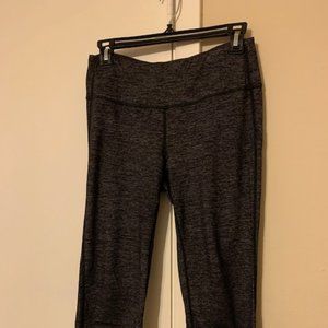 ATHLETA Capri Length Leggings